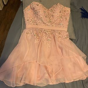 Strapless light pink dress